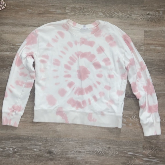 Tops - Tie Dye Sweatshirt